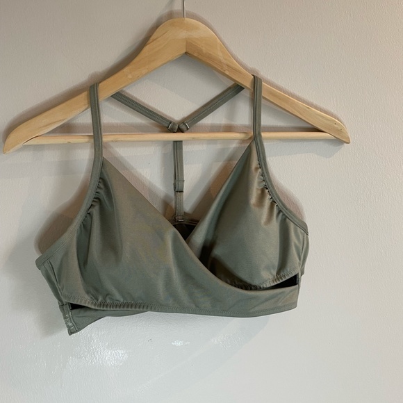 PINK Victoria's Secret Other - PINK - Victoria Secret - Sports Bra - Army/ Olive Green - Medium - Padded